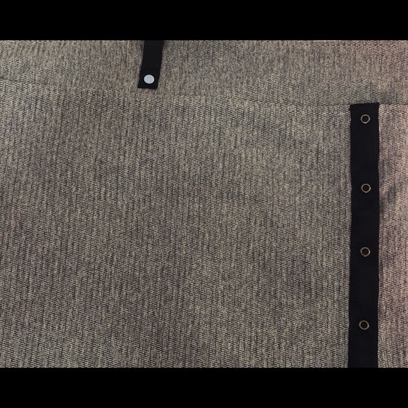 lululemon athletica Accessories - Lululemon Herringbone and striped Vinyasa scarf